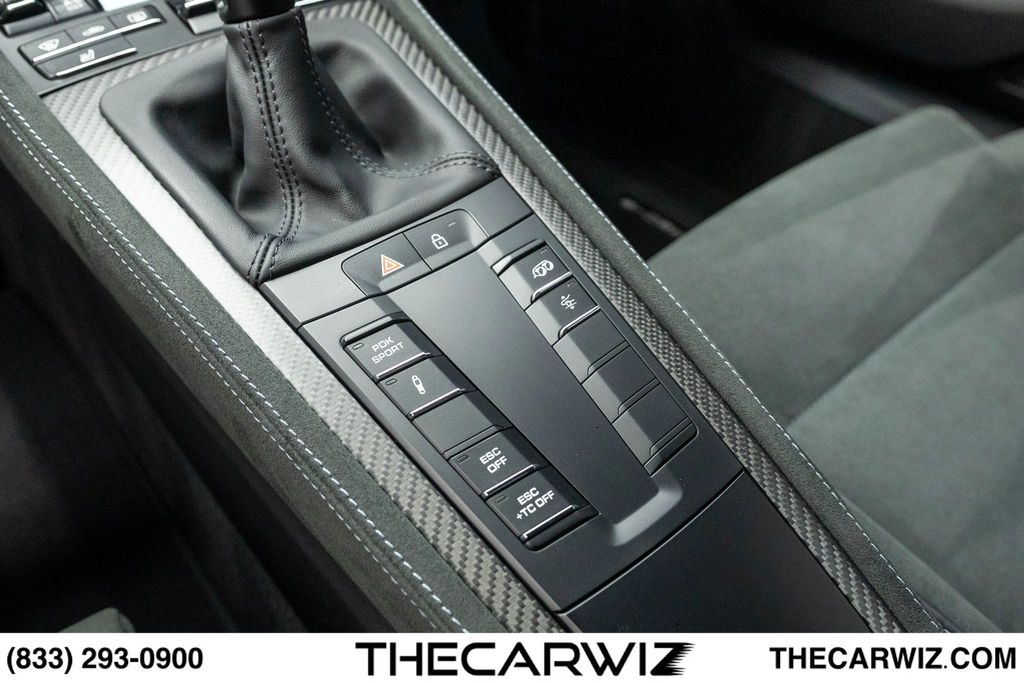 2023 Porsche 718 Cayman