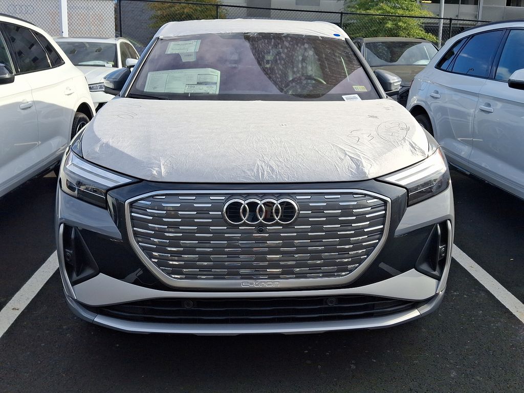 2025 Audi Q4 e-tron  2