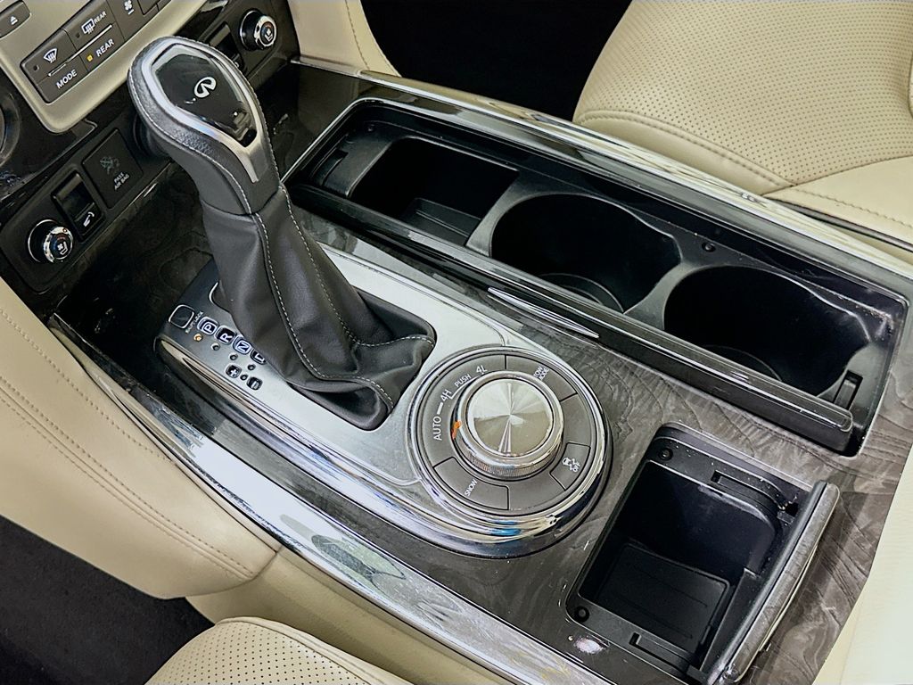 Thumbnail: 2019 INFINITI QX80 - 17