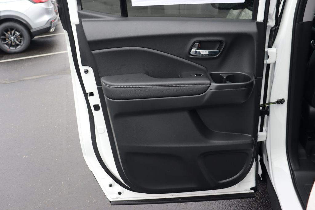 Thumbnail: 2025 Honda Ridgeline - 11