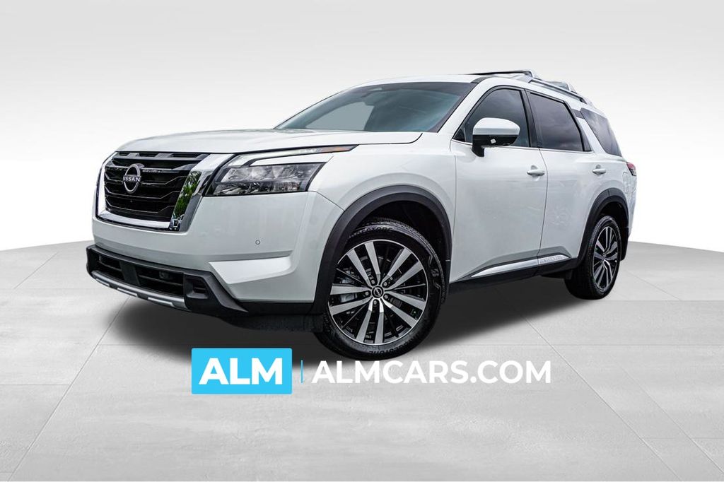 2025 Nissan Pathfinder Platinum 4WD's photo