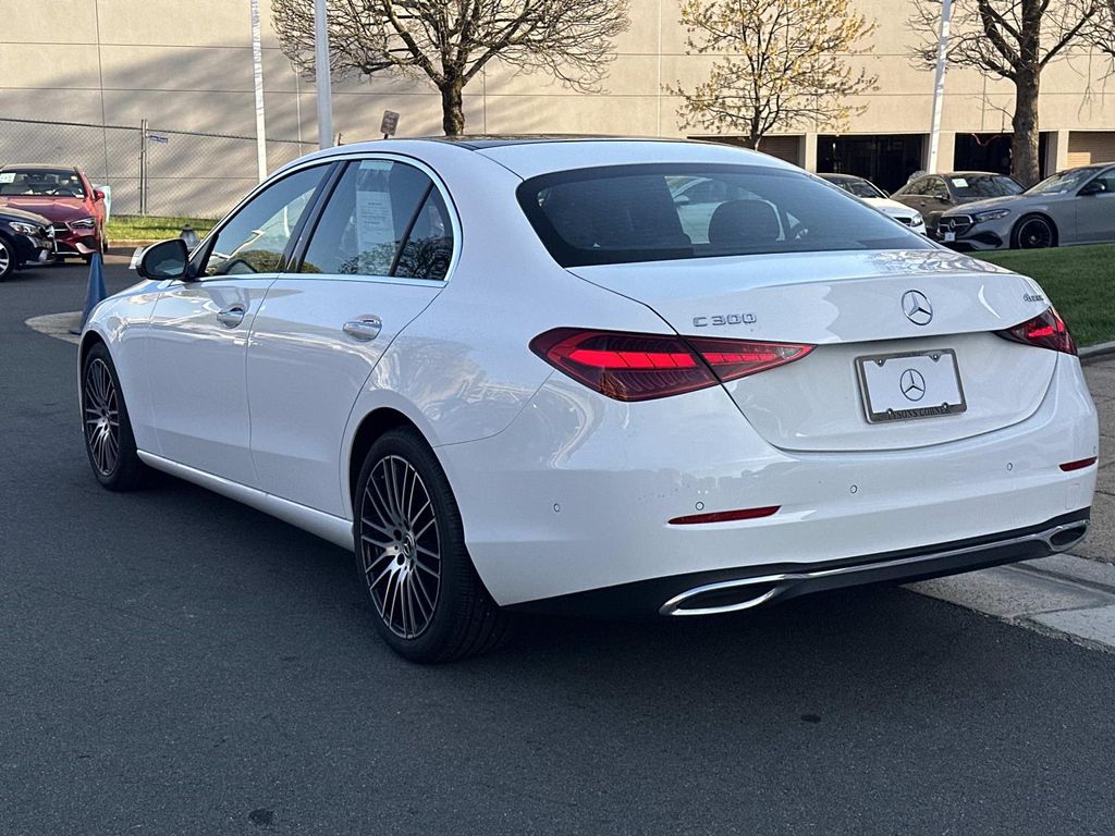 Thumbnail: 2025 Mercedes-Benz C-Class - 15