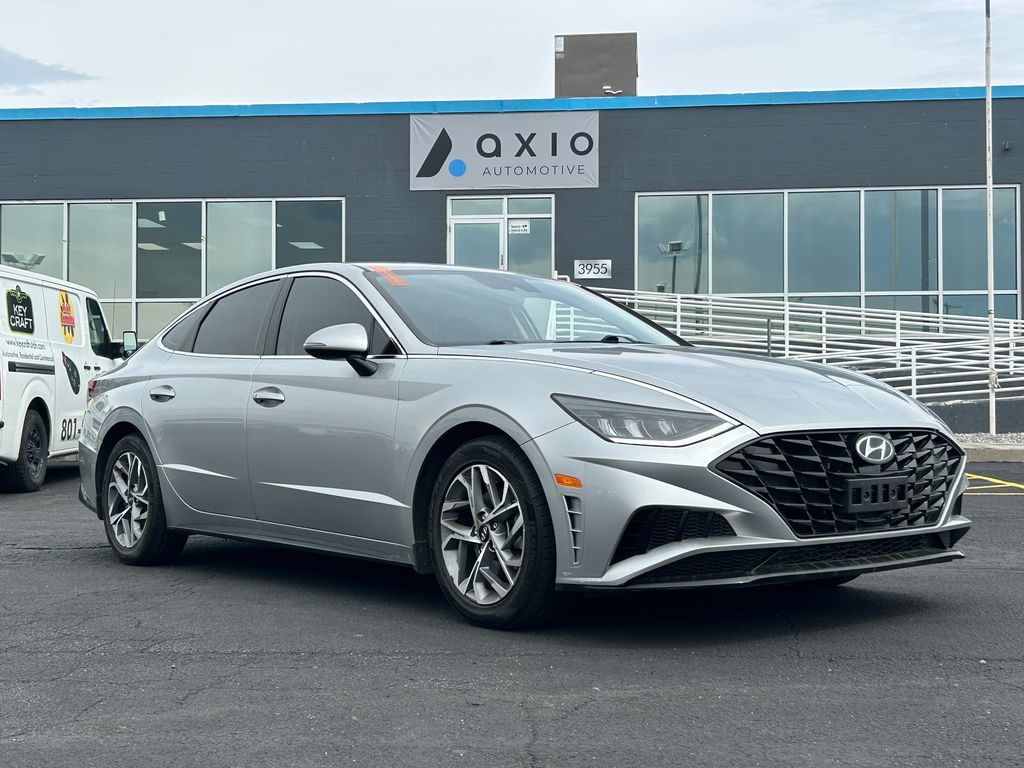 Shimmering Silver Pearl 2020 Hyundai Sonata Sedan Front-Wheel Drive 8-Speed Automatic Overdrive