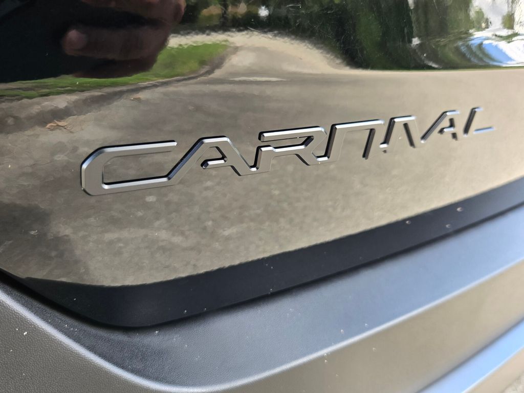 2027 Kia Carnival - $51,115