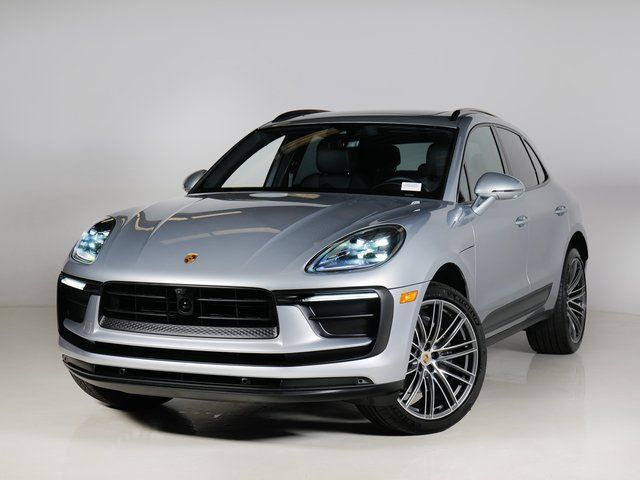 2026 Porsche Macan 2.0L Turbocharged