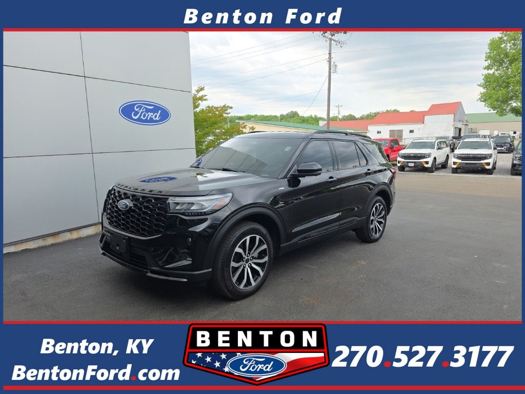 Black Metallic 2025 Ford Explorer SUV / Crossover All-Wheel Drive Automatic