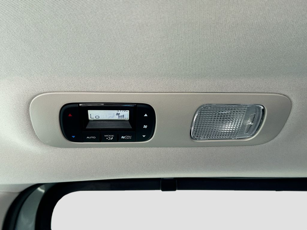 2025 Honda Odyssey EX-L 17
