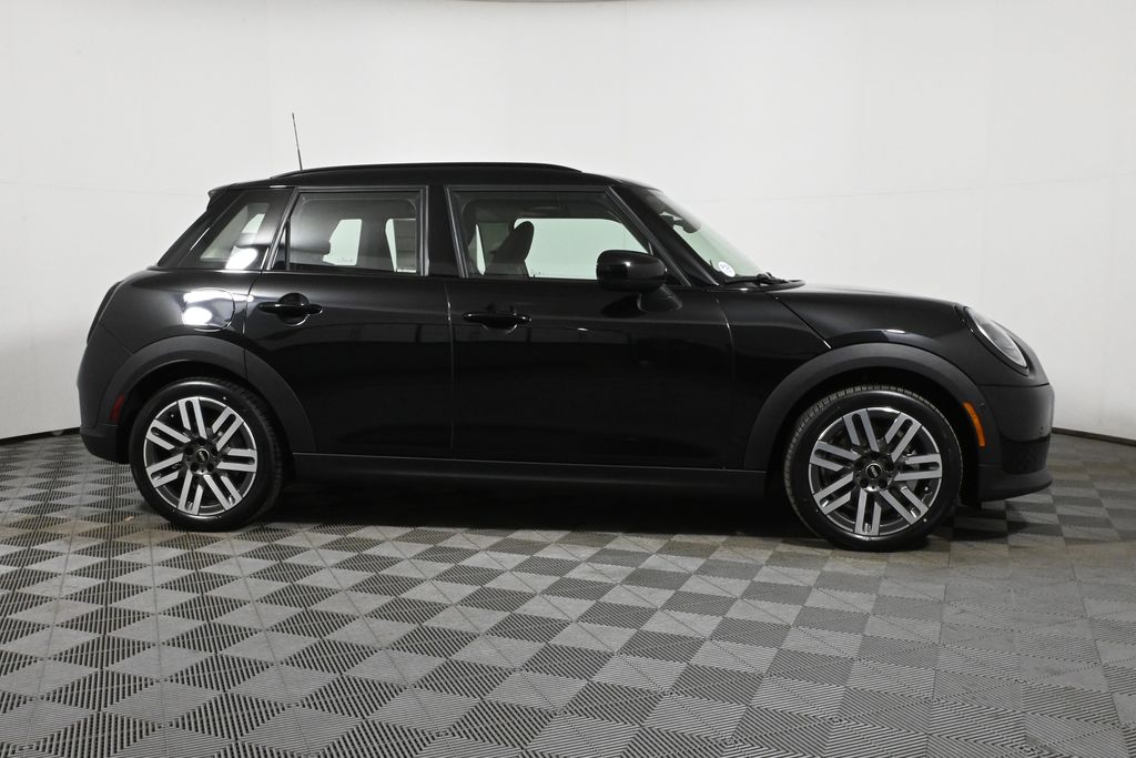 2025 MINI Cooper Hardtop  8