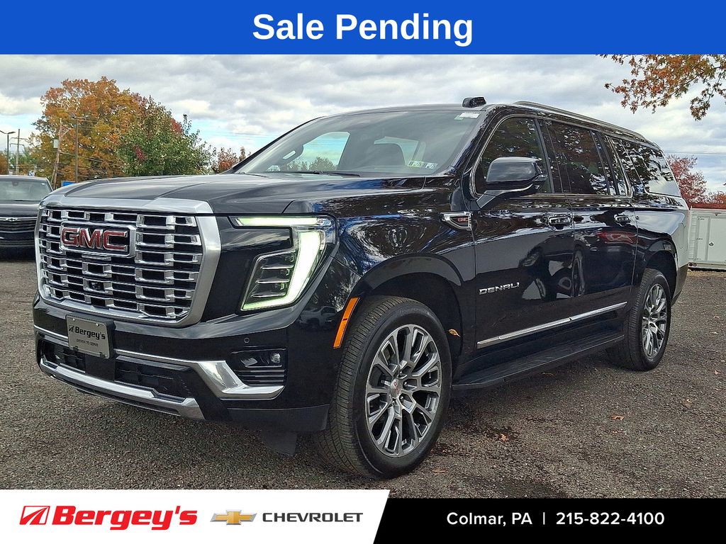 2025 GMC Yukon XL Denali 4WD