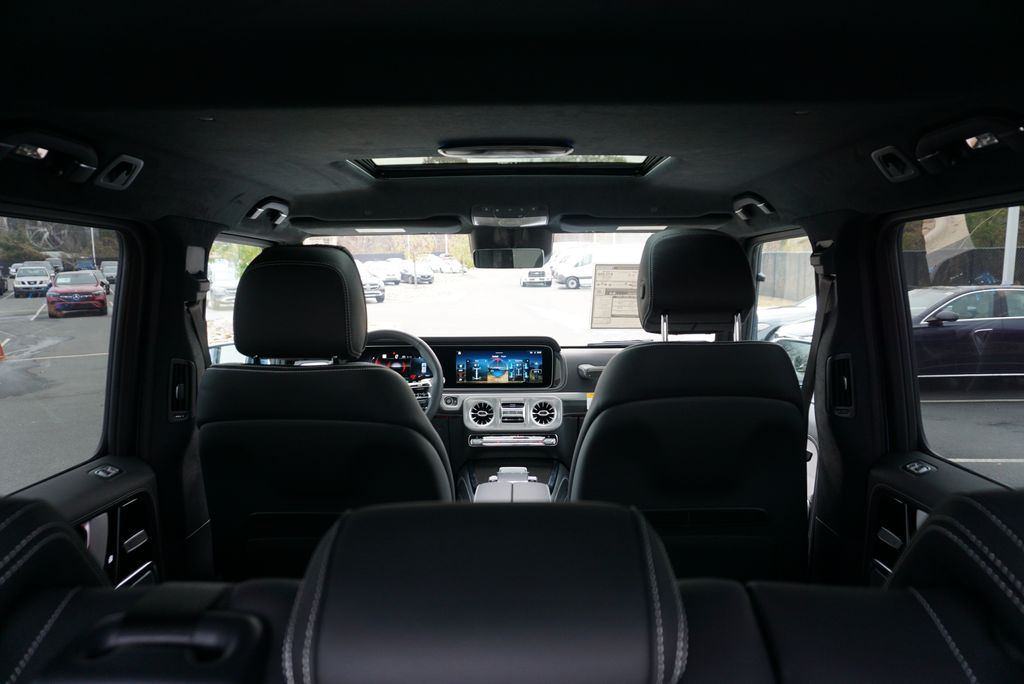 Thumbnail: 2026 Mercedes-Benz G-Class - 18