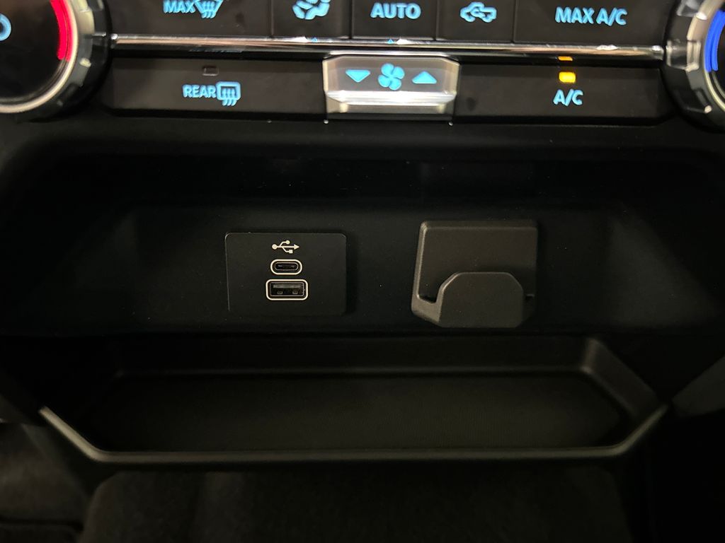 Certified Used 2025  Ford XLT image 31