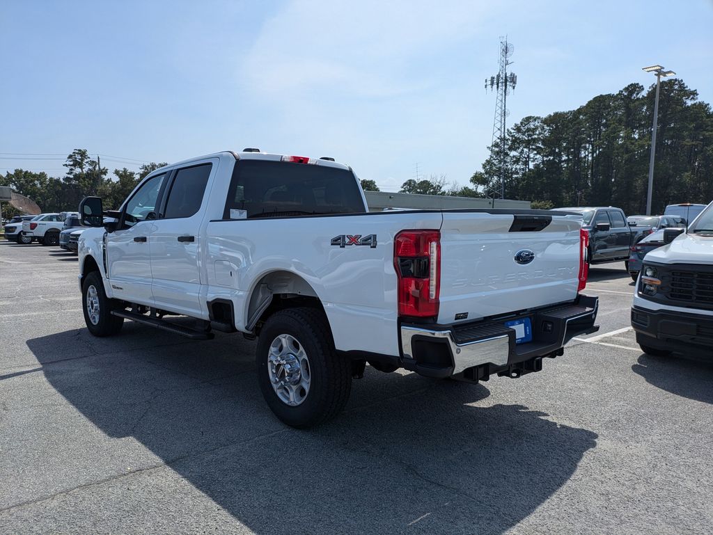 2026 Ford F-350 Super Duty XLT