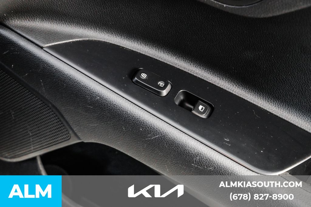 2022 Kia Rio LX photo 30