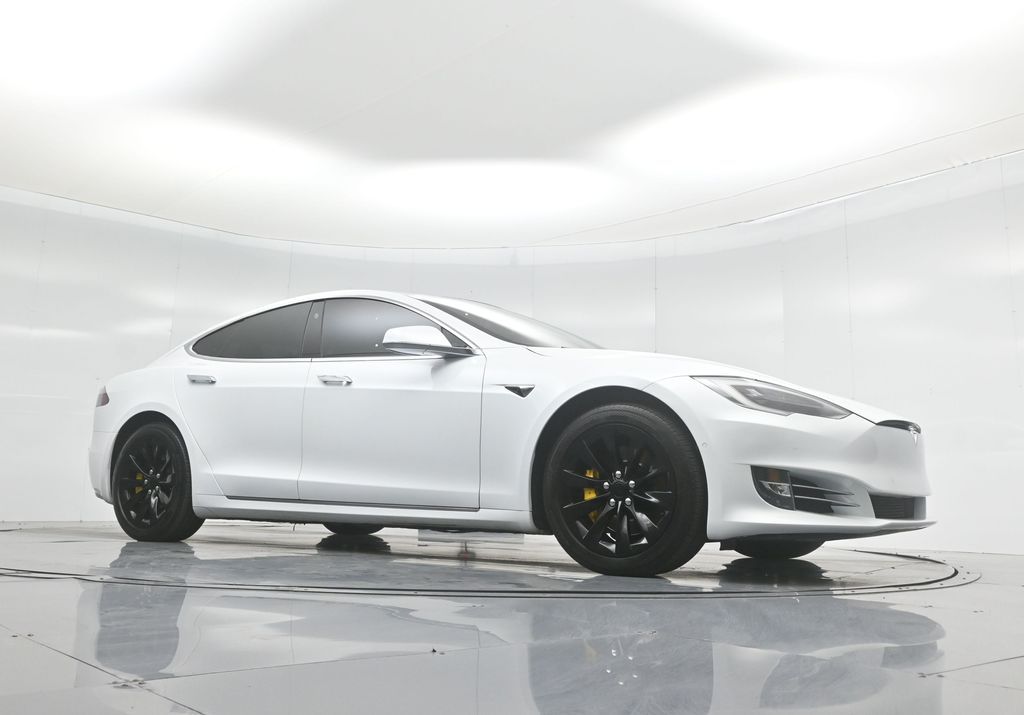 Used 2018 Tesla Model S 75D with VIN 5YJSA1E20JF281144 for sale in Carlsbad, CA