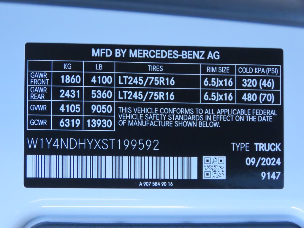 2025 Mercedes-Benz Sprinter 2500 31