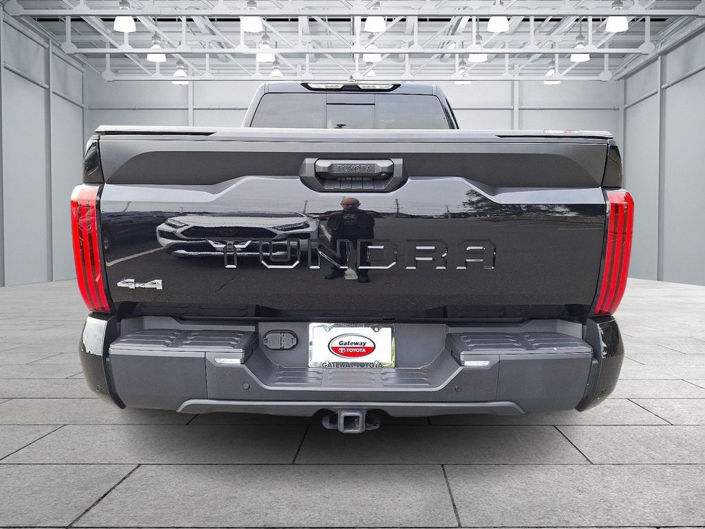 Thumbnail: 2022 Toyota Tundra - 5