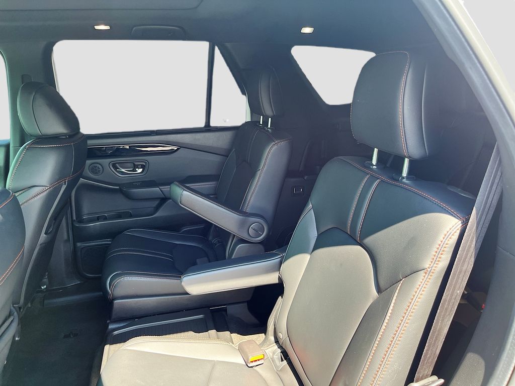 2025 Honda Pilot TrailSport - Photo 25