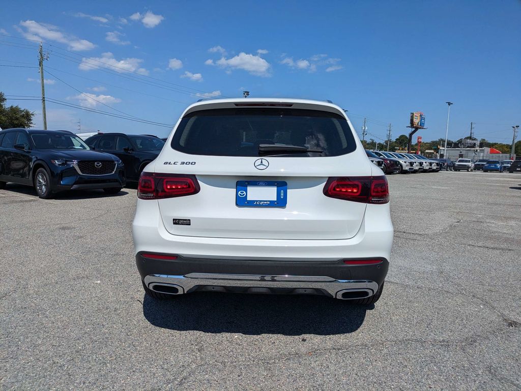 2022 Mercedes-Benz GLC 300 SUV