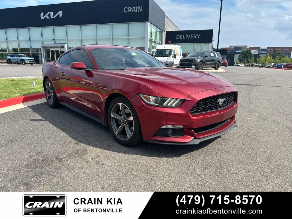  2017 Ford Mustang EcoBoost Coupe RWD   