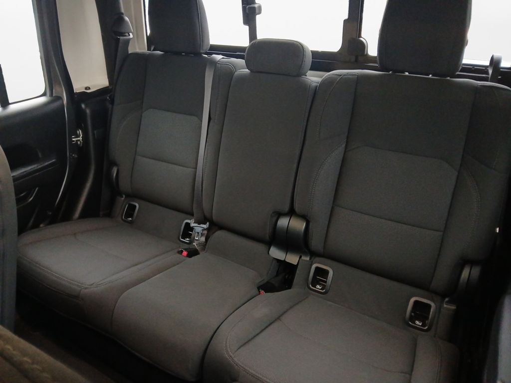 Used Car 2023 Jeep Gladiator  Sport For Sale Under $30,000 In Austin, Texas