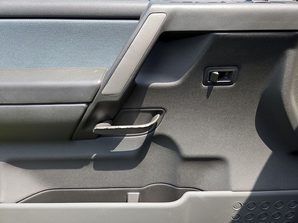 2005 Nissan Titan