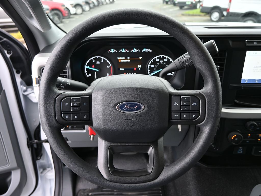 2024 Ford F-550 Super Duty 