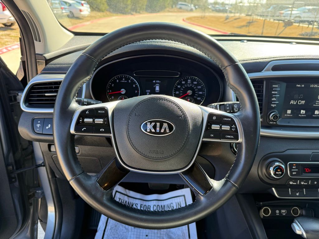 Thumbnail: 2020 Kia Sorento - 15