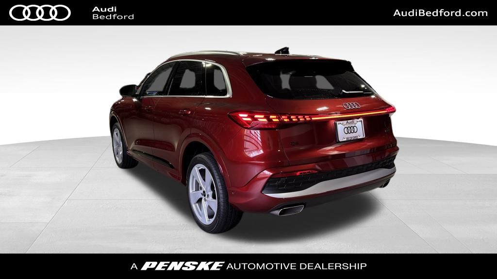 Thumbnail: 2025 Audi Q5 - 4