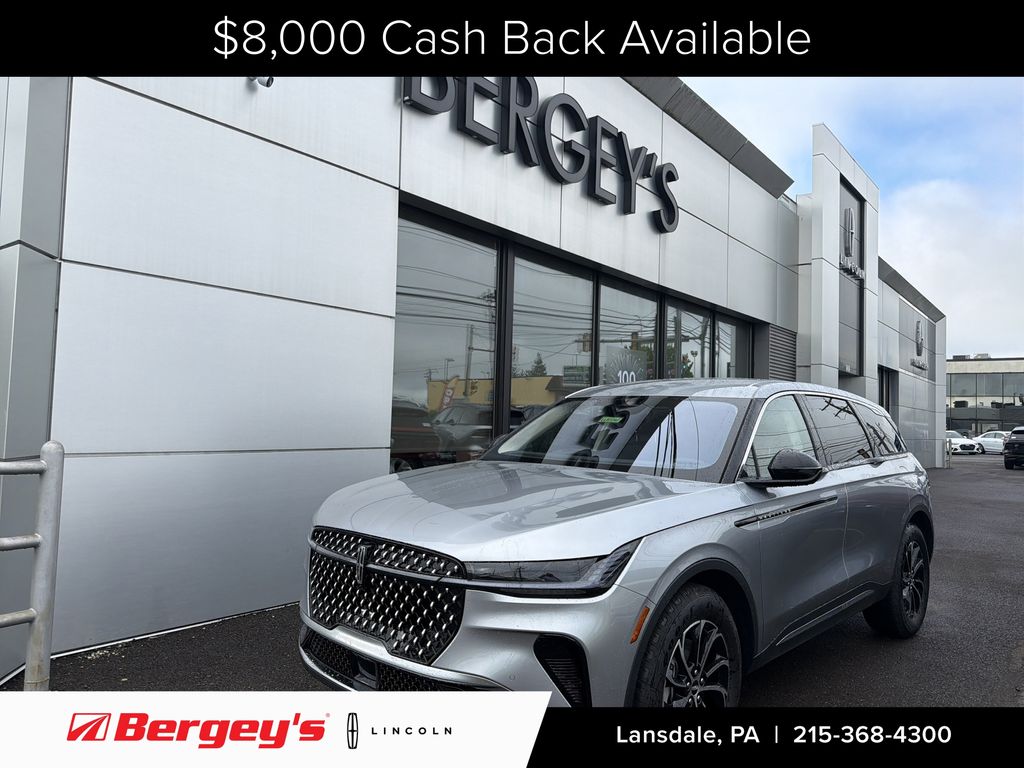 Silver Radiance Metallic Clearcoat 2026 Lincoln Nautilus SUV / Crossover All-Wheel Drive 8-Speed Automatic