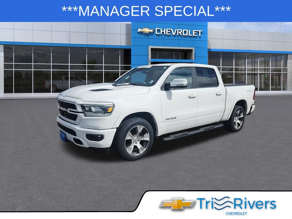 Bright White Clearcoat 2021 RAM 1500 Laramie Crew Cab 4WD Pickup Truck Four-Wheel Drive 8-Speed Automatic