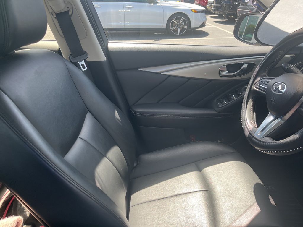 Thumbnail: 2019 INFINITI Q50 - 4