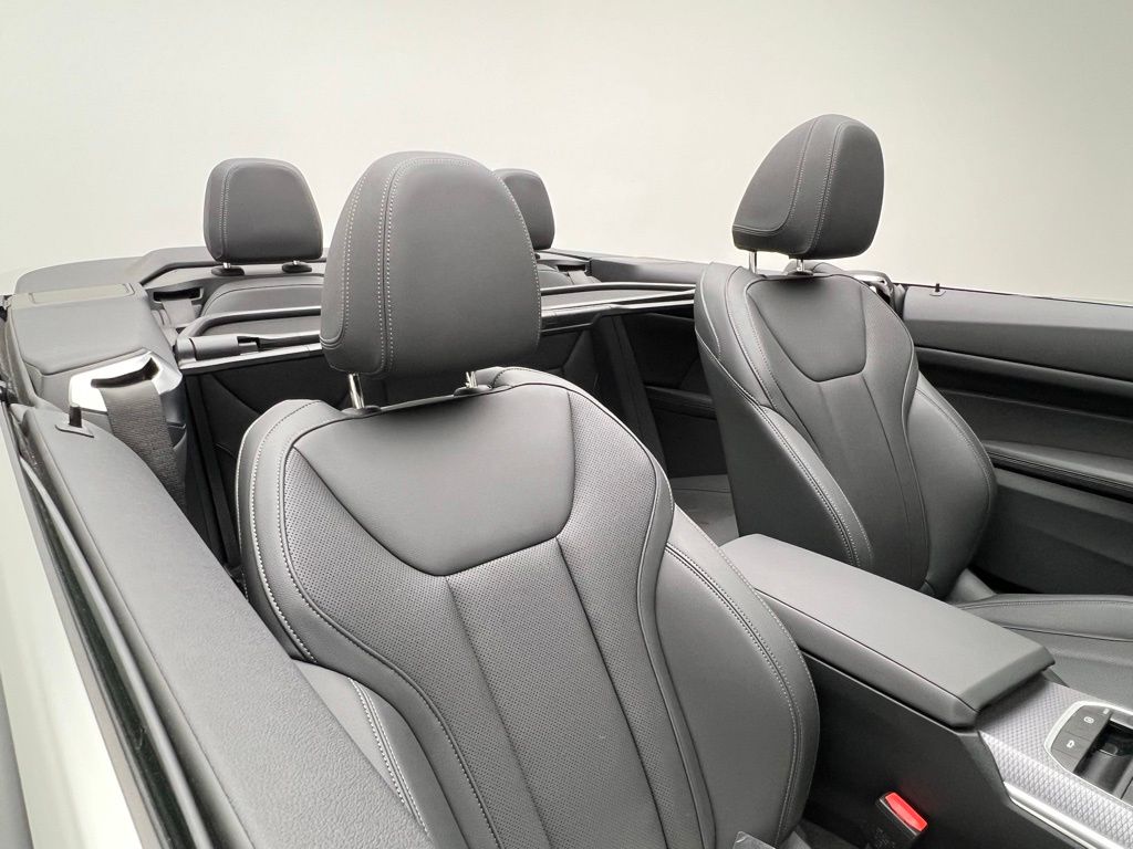 Thumbnail: 2026 BMW 4 Series - 12