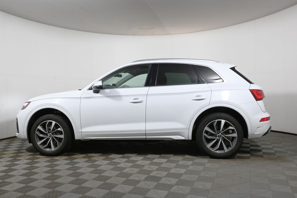 Thumbnail: 2021 Audi Q5 - 2