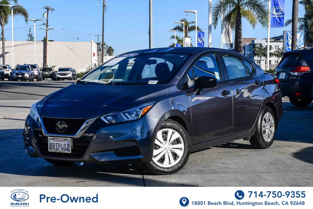 2020 Nissan Versa S FWD