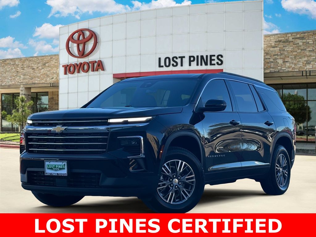2025 Chevrolet Traverse LT FWD