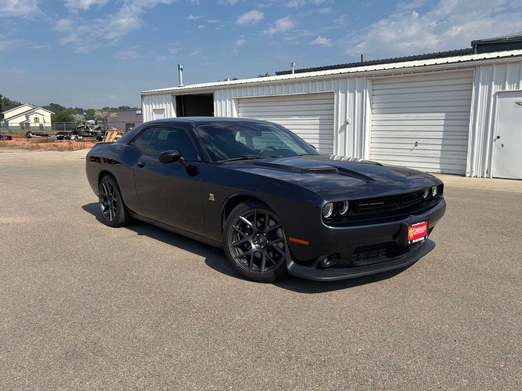 2017 Dodge Challenger R/T Scat Pack RWD