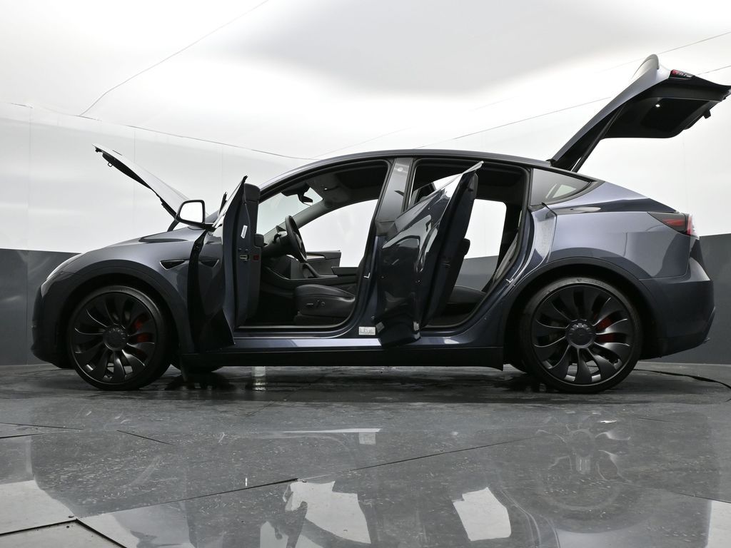 2023 Tesla Model Y Performance Dual Motor All-Wheel Drive