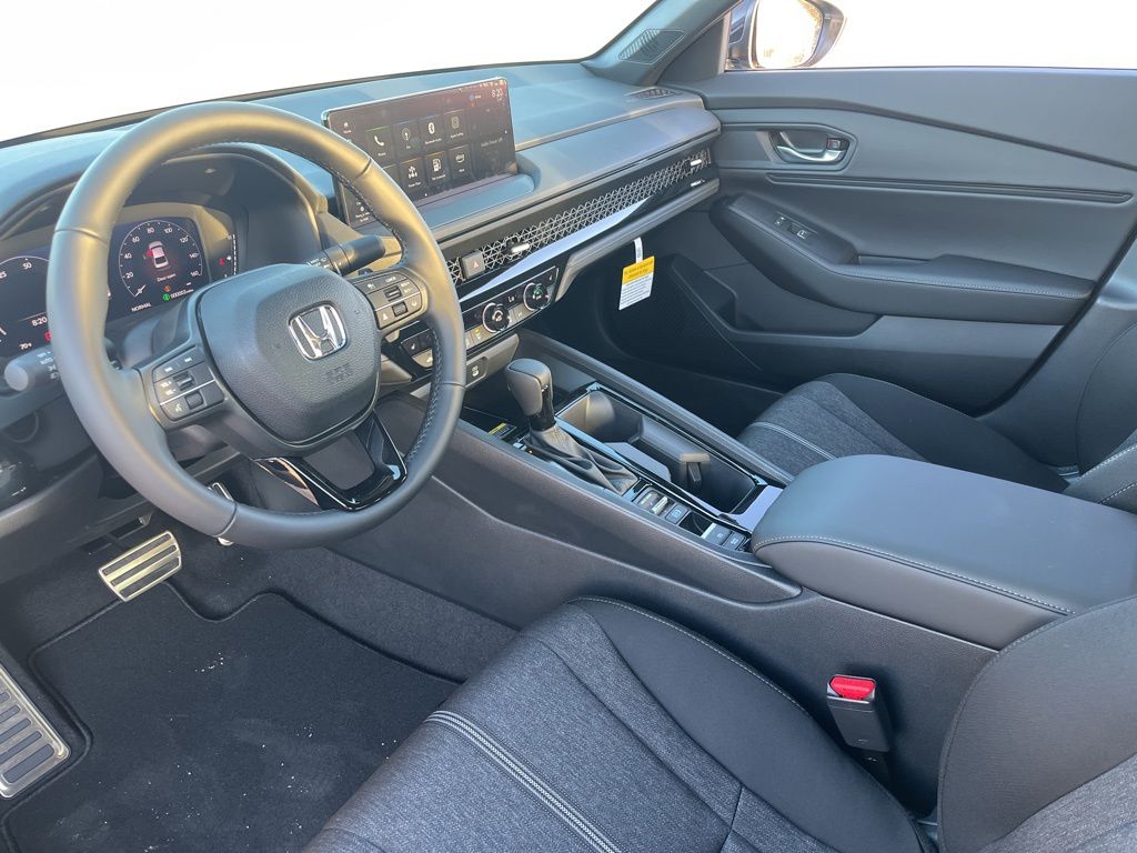 Thumbnail: 2025 Honda Accord - 10