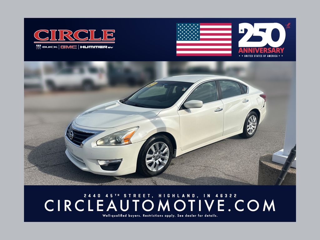 Pearl White 2014 Nissan Altima Sedan Front-Wheel Drive Continuously Variable Transmission