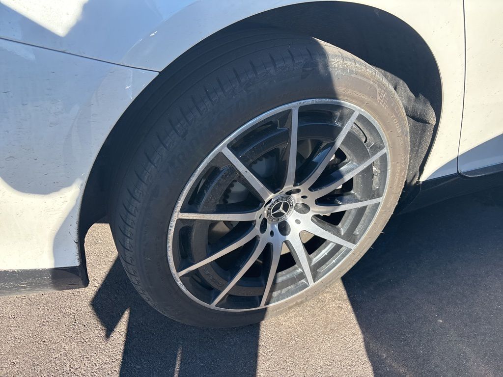 Thumbnail: 2022 Mercedes-Benz EQS - 7