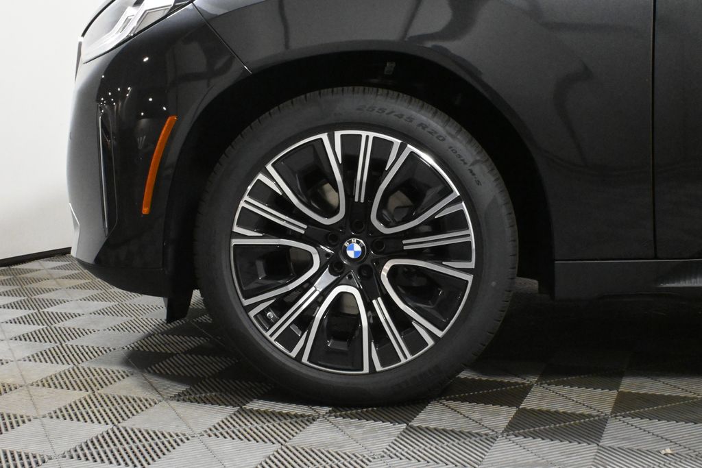 Thumbnail: 2025 BMW X3 - 12
