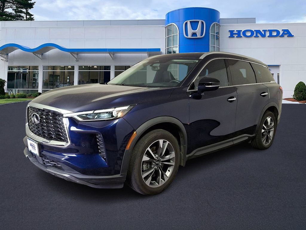2022 INFINITI QX60 Luxe AWD