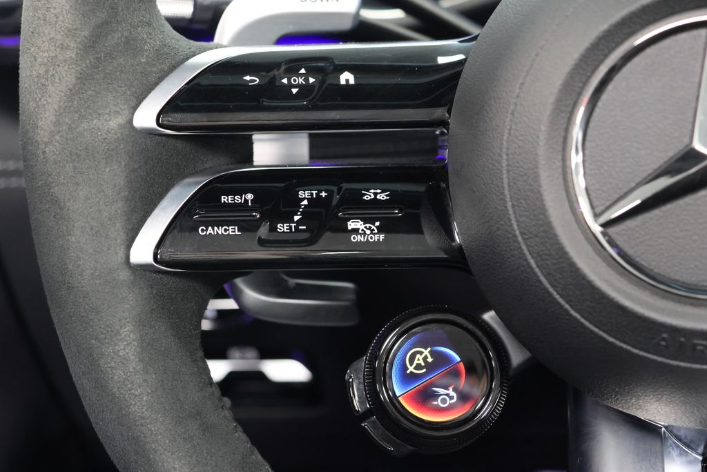 Thumbnail: 2022 Mercedes-Benz SL-Class - 21