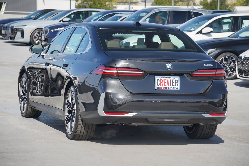 2025 BMW 5 Series 530i xDrive 7