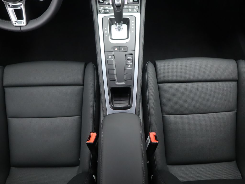 Thumbnail: 2025 Porsche 718 Cayman - 17