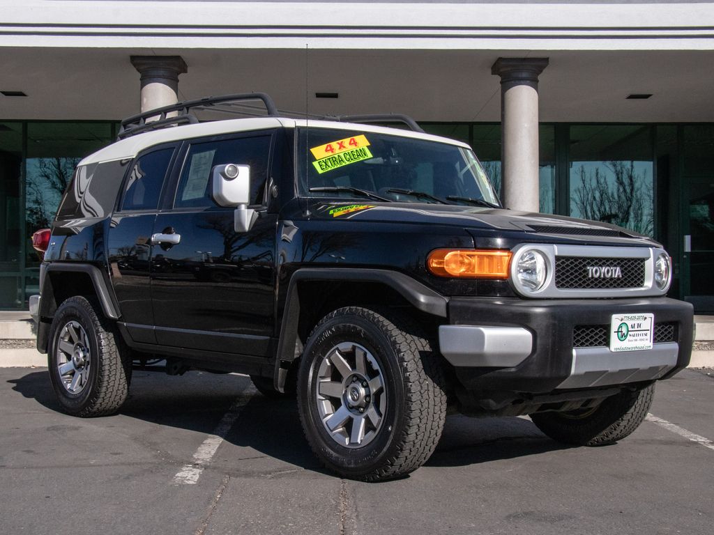 2014 Toyota FJ Cruiser 4WD
