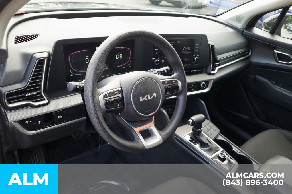 2024 Kia Sportage LX photo 11