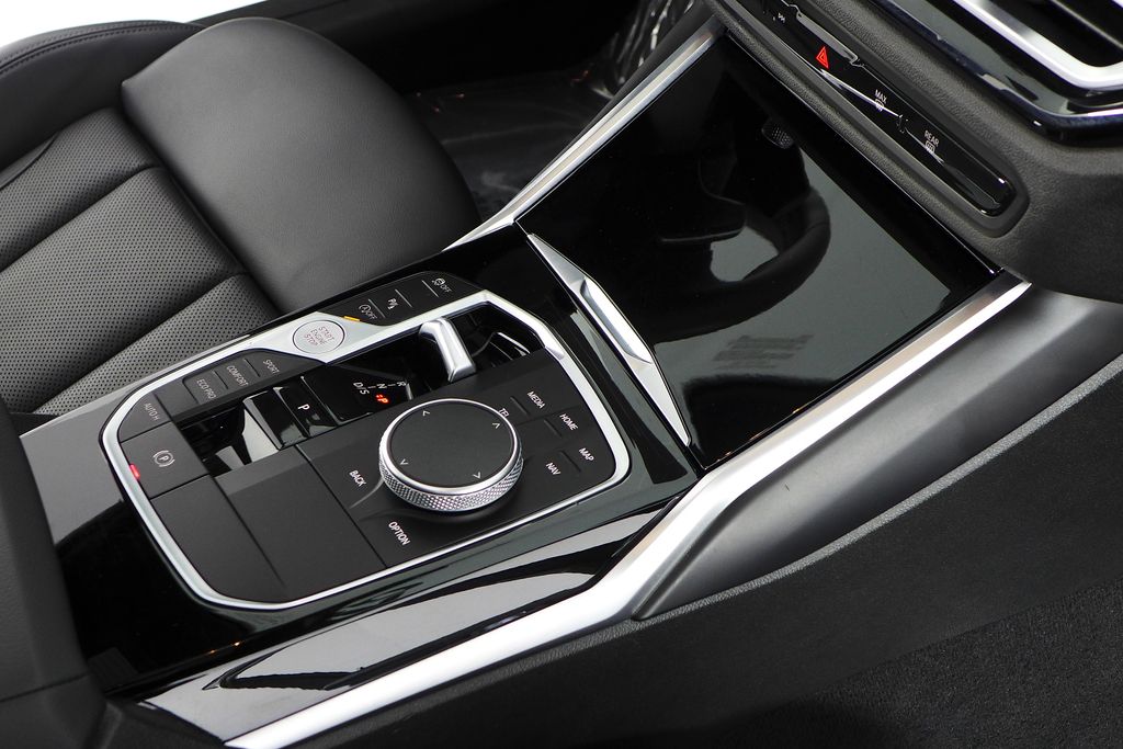 Thumbnail: 2023 BMW 3 Series - 15