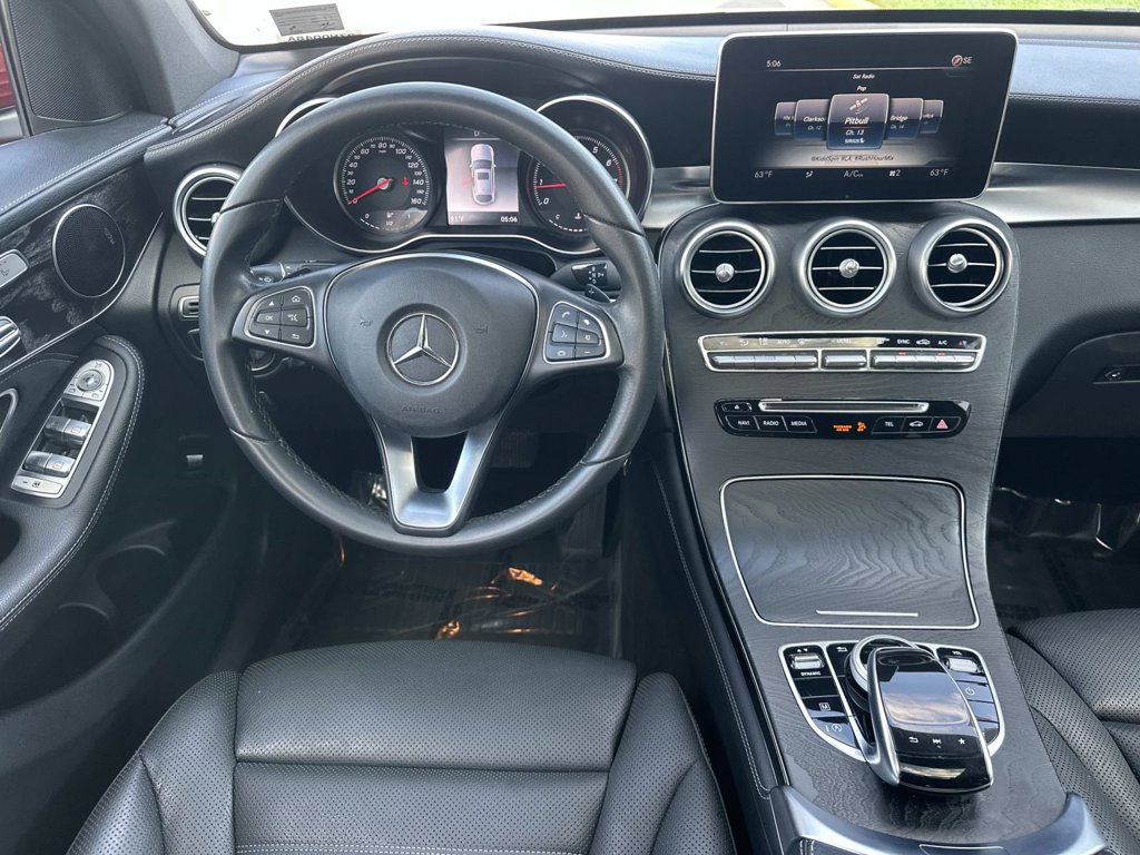 Thumbnail: 2018 Mercedes-Benz GLC - 19