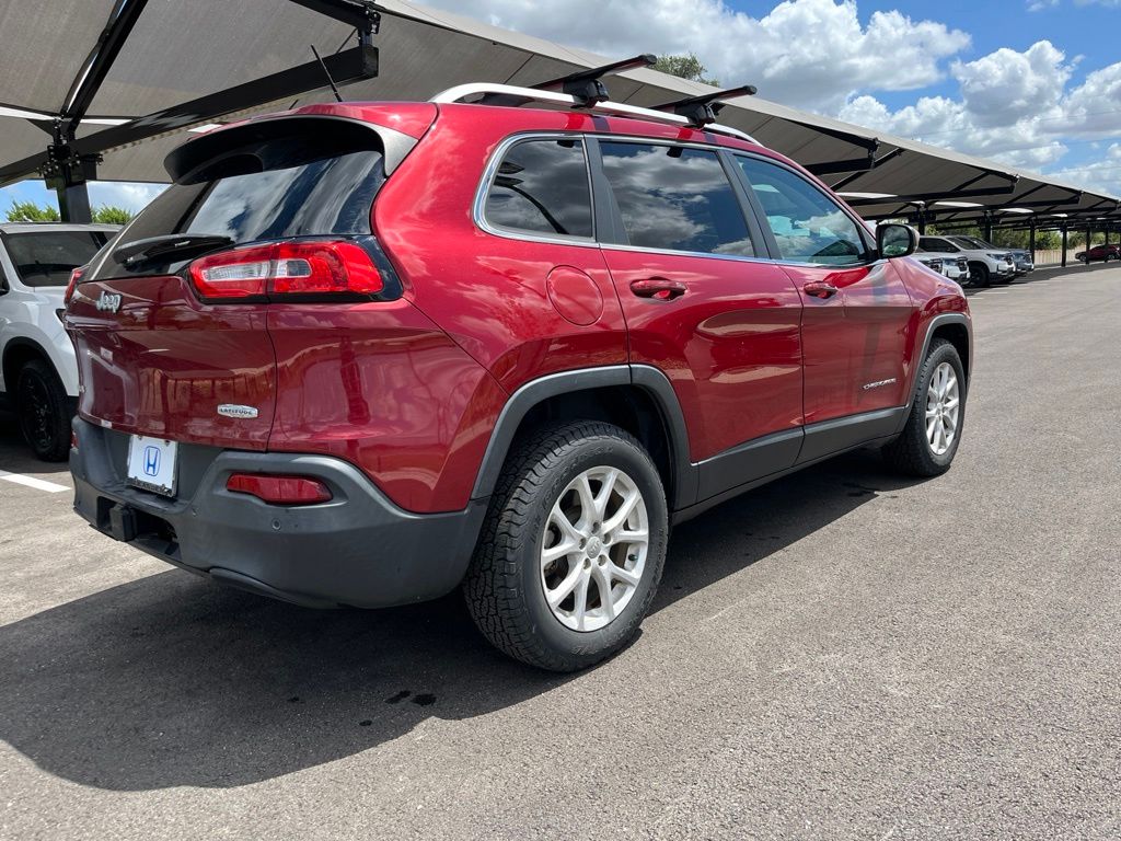 Thumbnail: 2017 Jeep Cherokee - 4